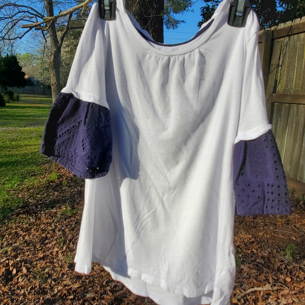 Girls crown and Ivy blouse